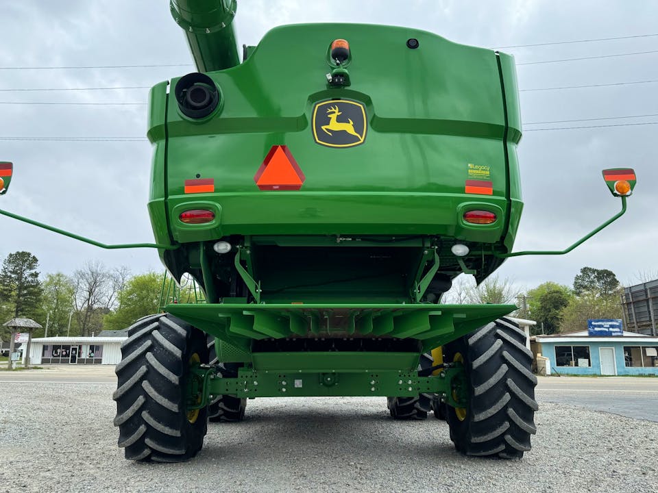 John Deere S780