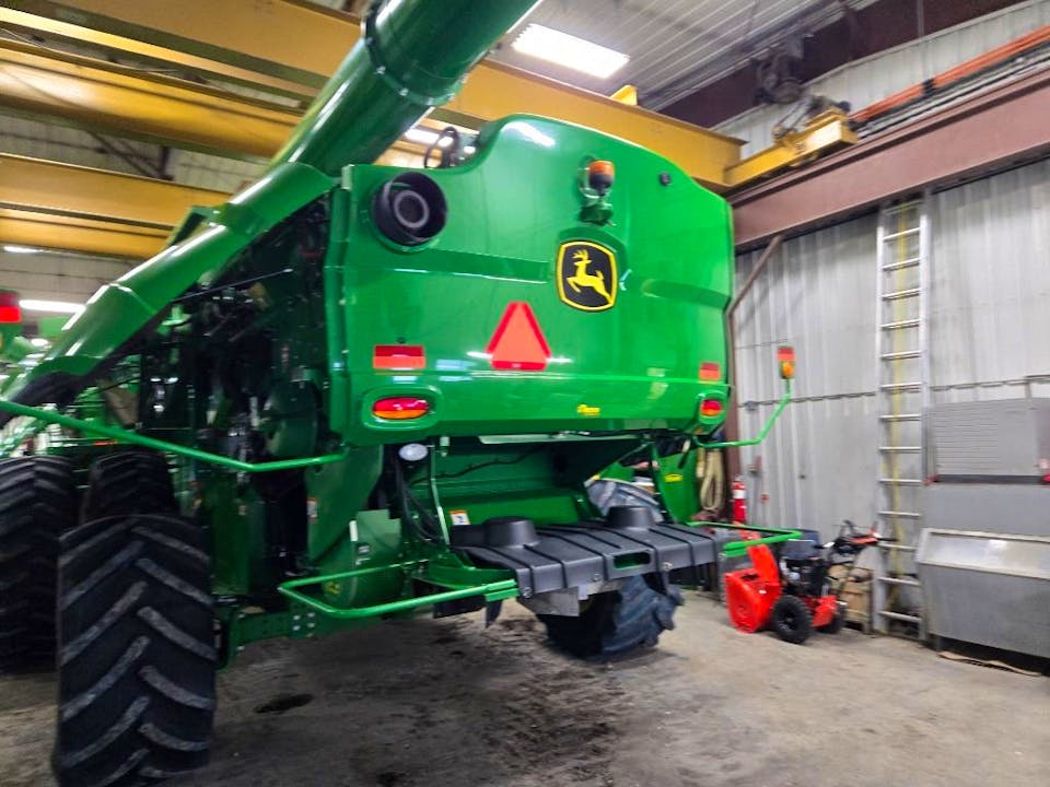 John Deere S780