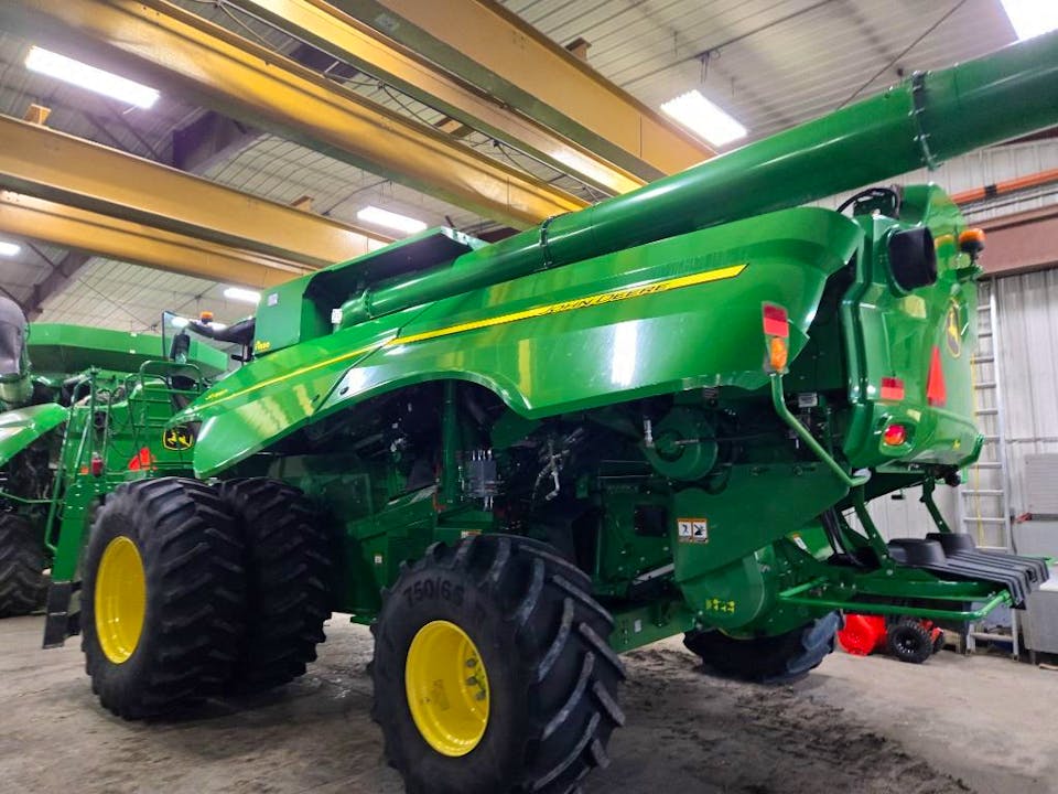 John Deere S780