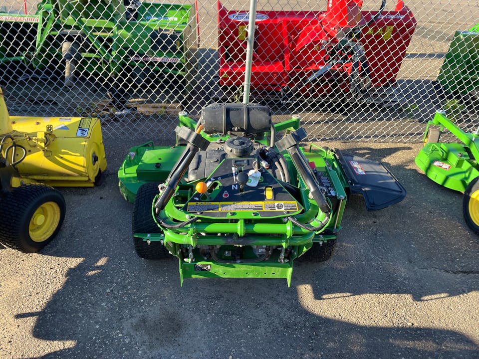 John Deere W61R