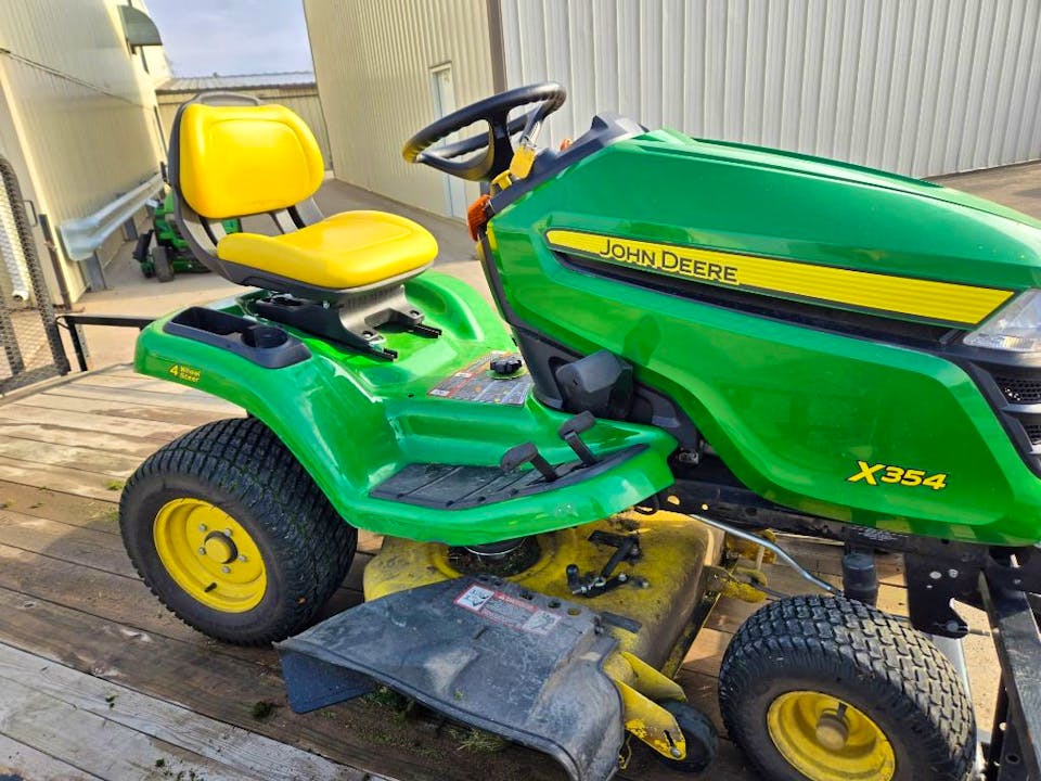 John Deere X354