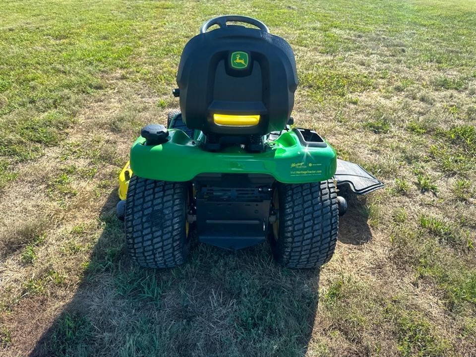 John Deere X380