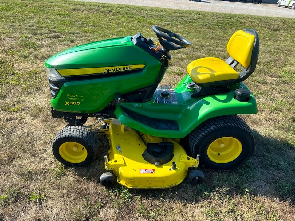 John Deere X380