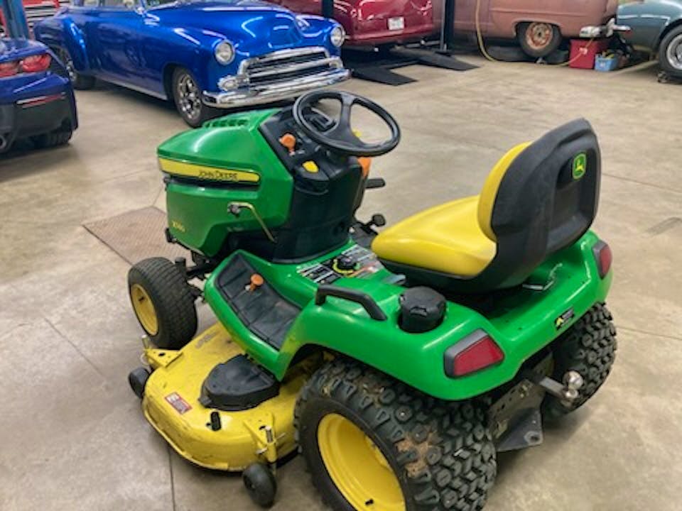 John Deere X580