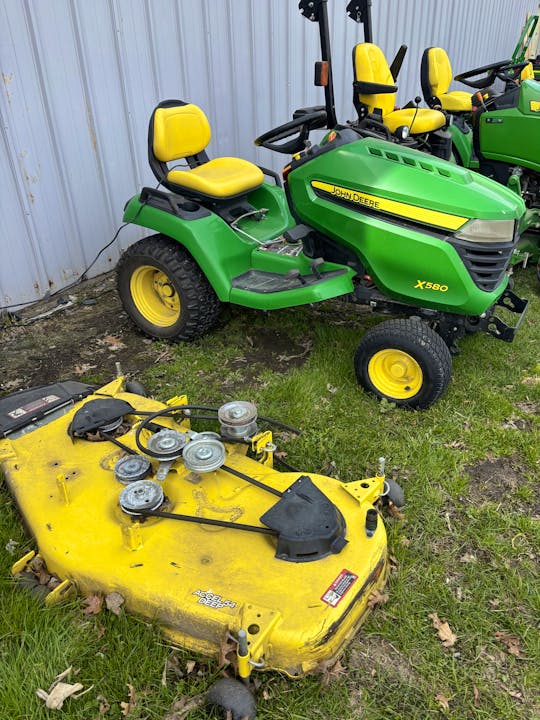 John Deere X580