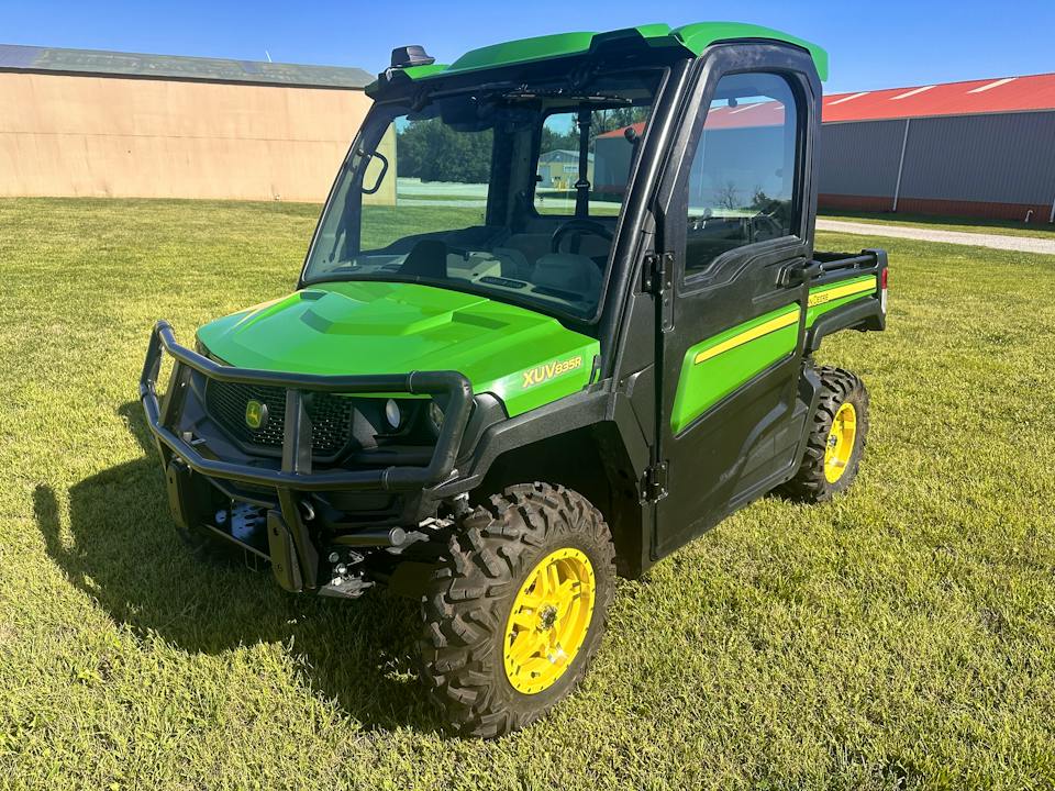 John Deere XUV835R