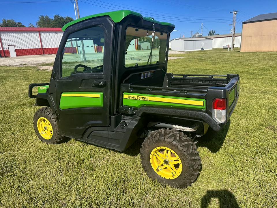 John Deere XUV835R