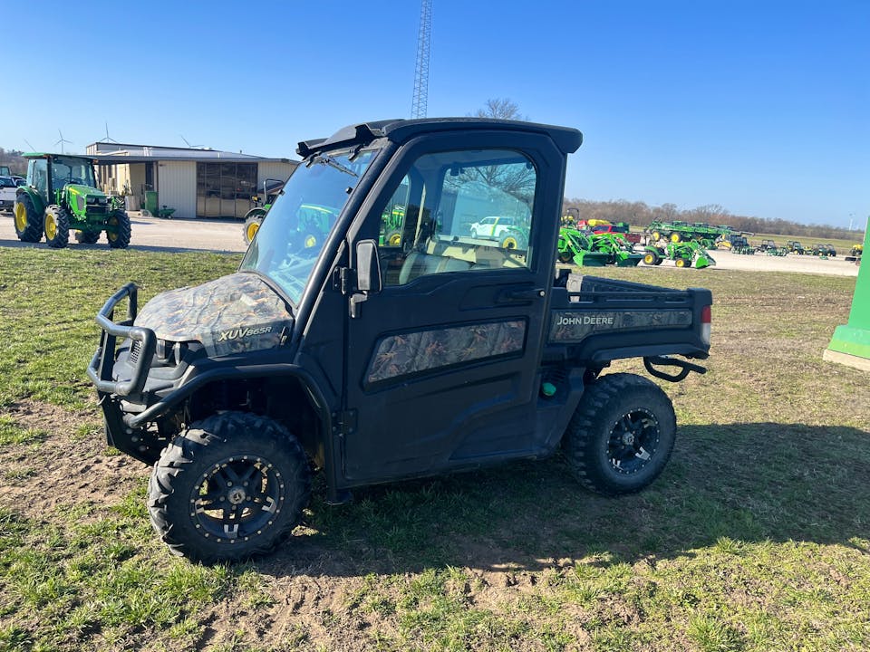 John Deere XUV865R