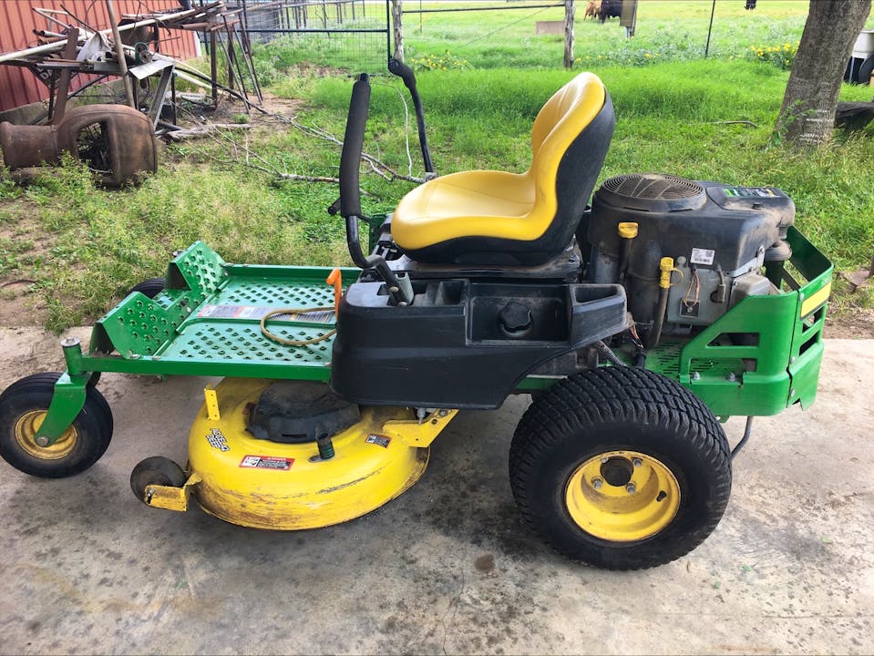 John Deere Z335E