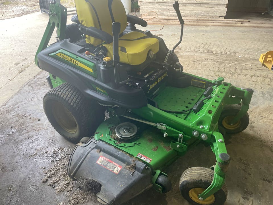 John Deere Z930R