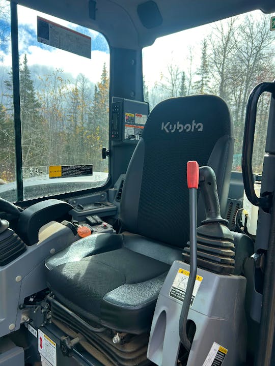 Kubota KX057