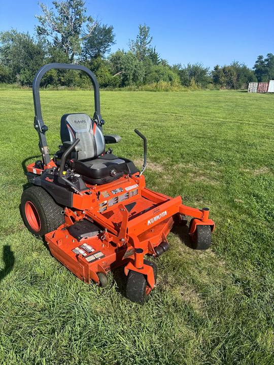 Kubota Z726X