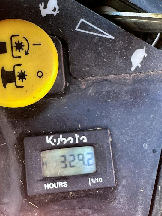 Kubota Z726X