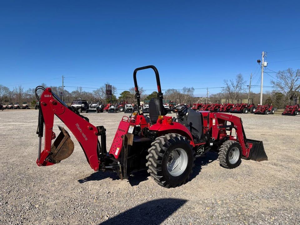 Mahindra 1600 Series 1635 Shuttle OS