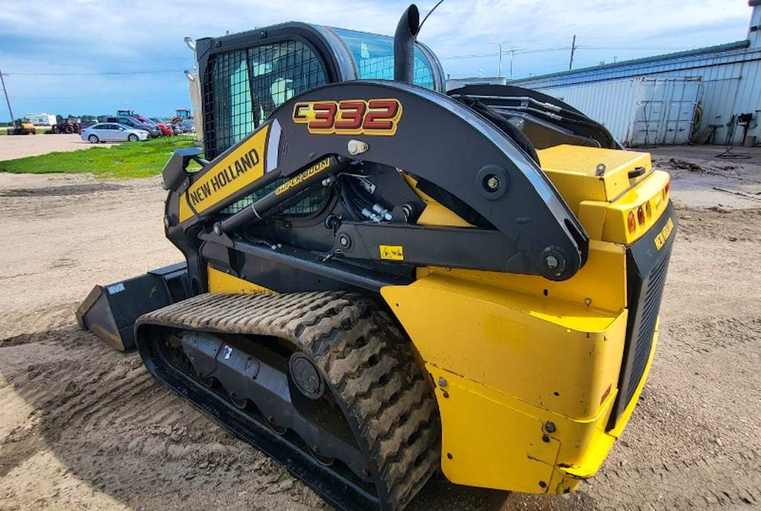 NEW HOLLAND C332