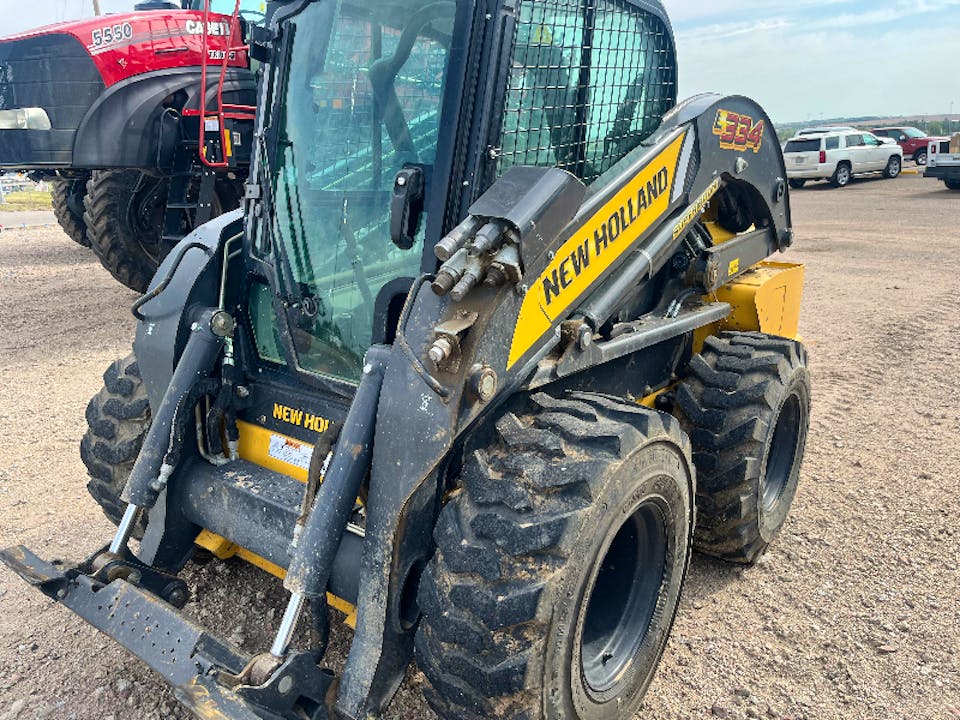New Holland L334