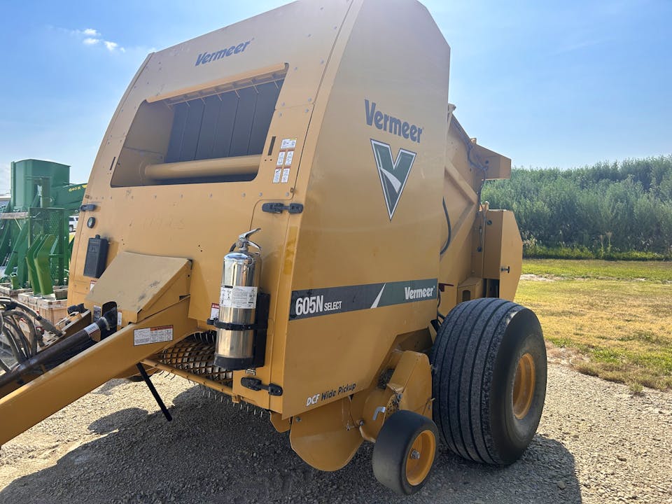 Vermeer 605N Select