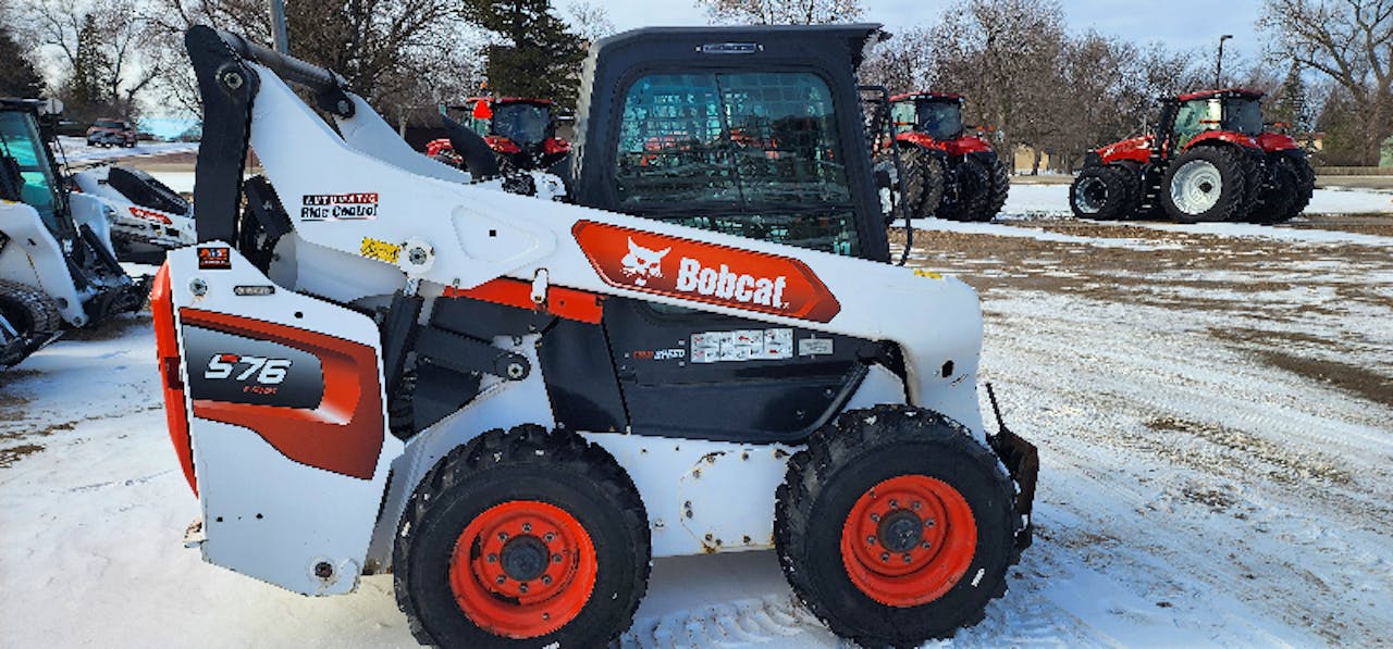 Bobcat S76