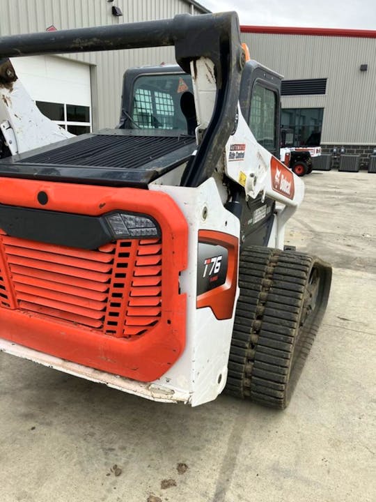 Bobcat T76