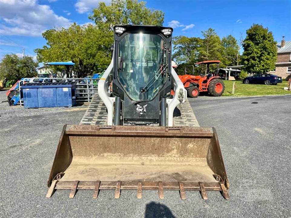 Bobcat T76