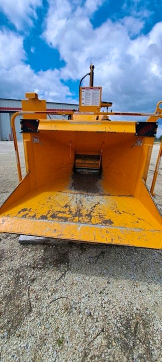 Bandit Industries Hand-Fed Intimidator™ 15XP Towable