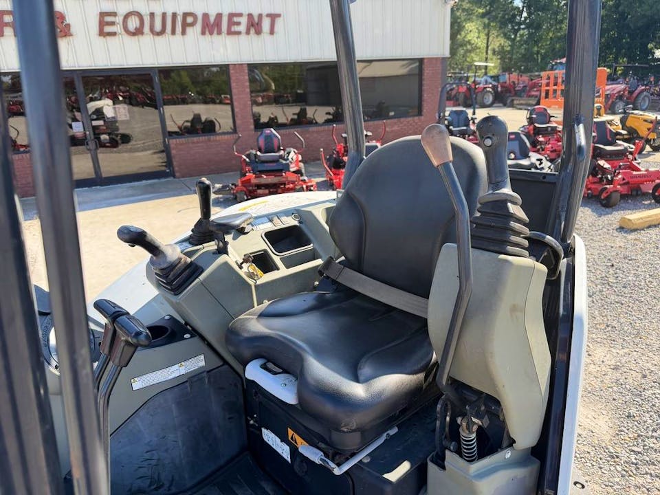 Bobcat E35I