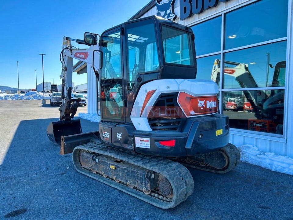 Bobcat E60 R2