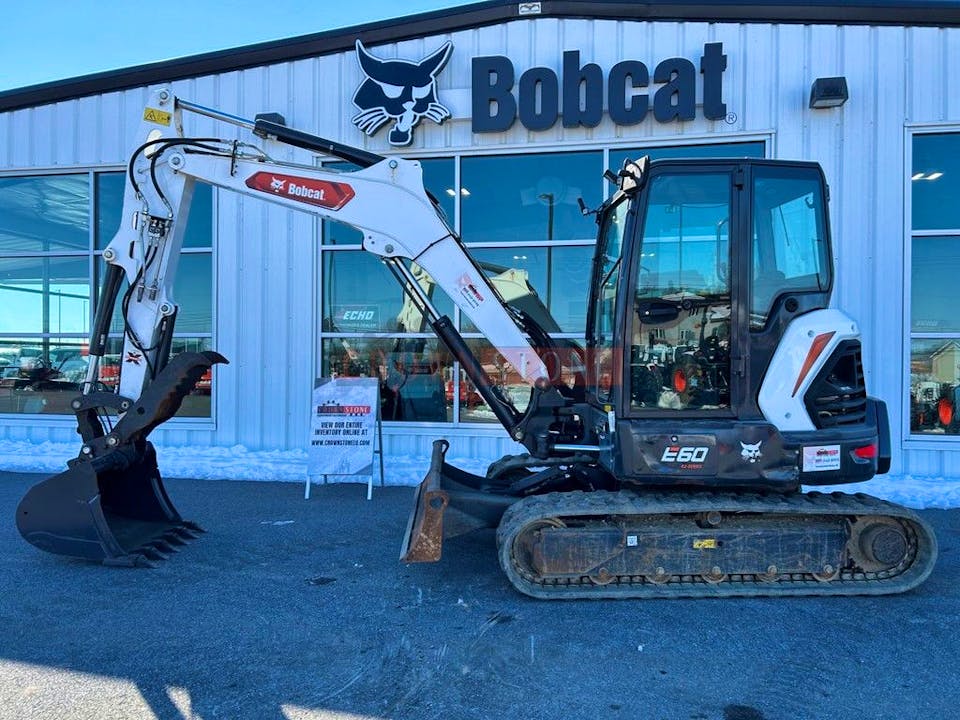 Bobcat E60 R2