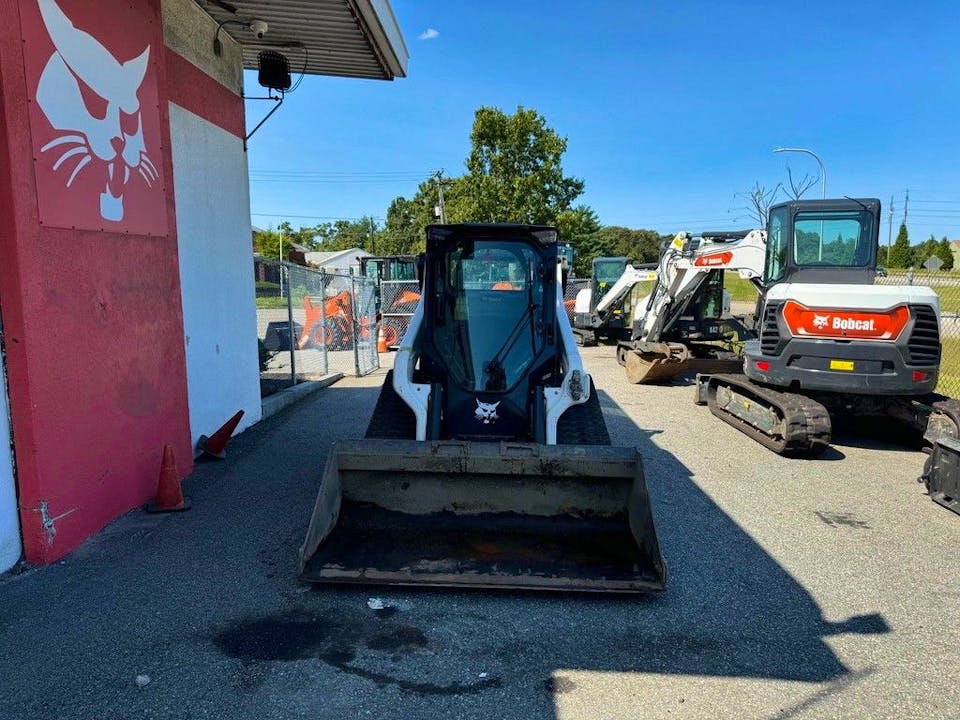 Bobcat R-Series T66 R