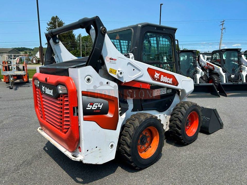 Bobcat S64
