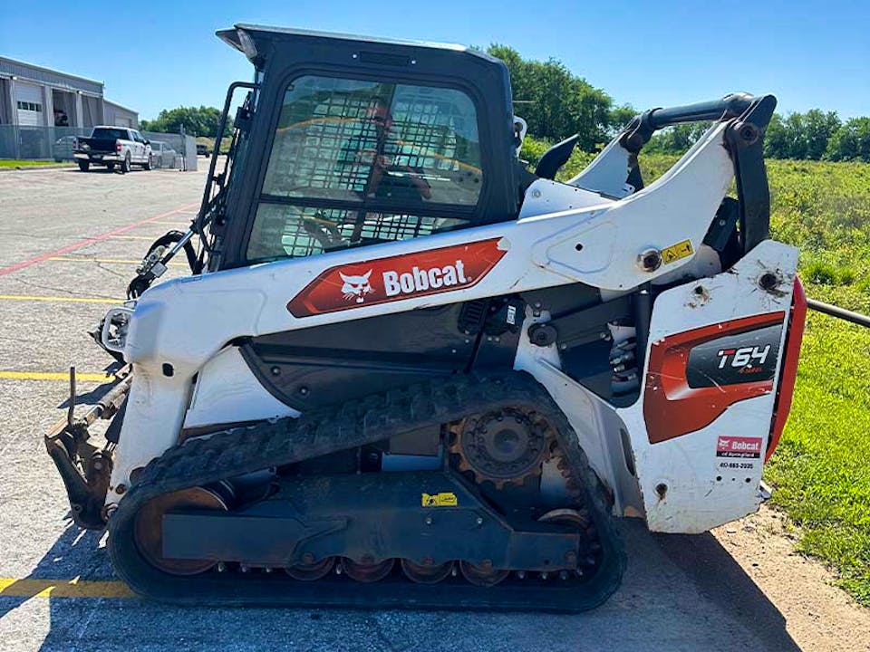 Bobcat T64