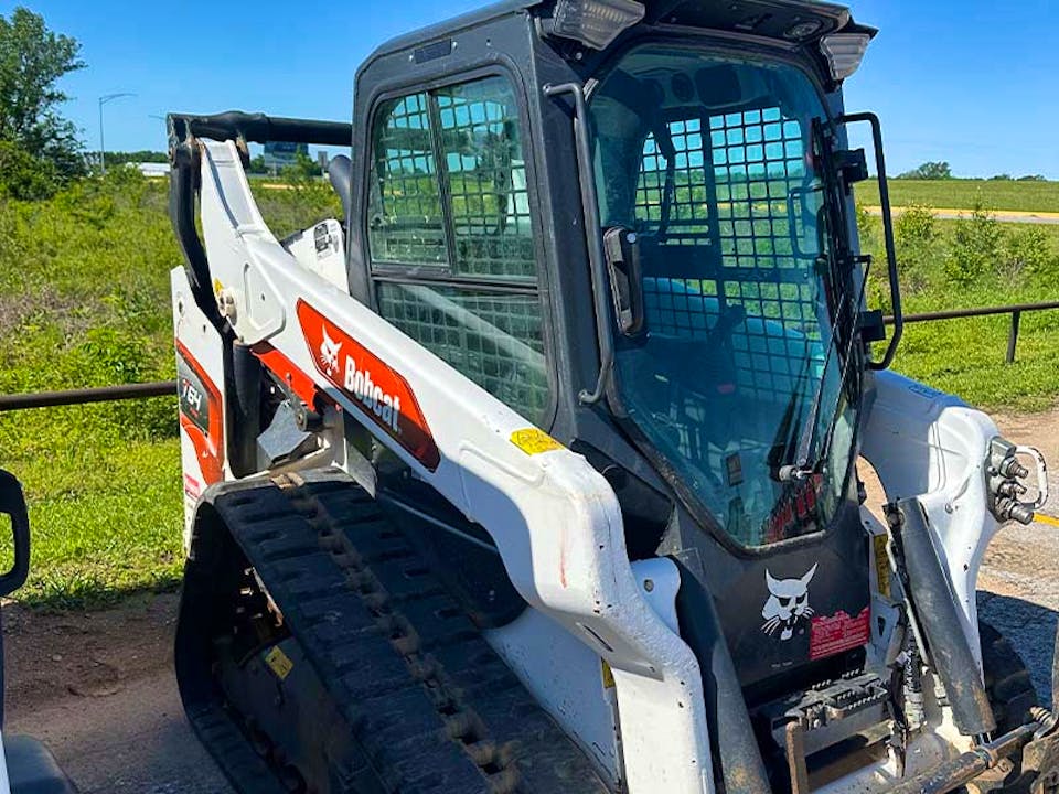 Bobcat T64
