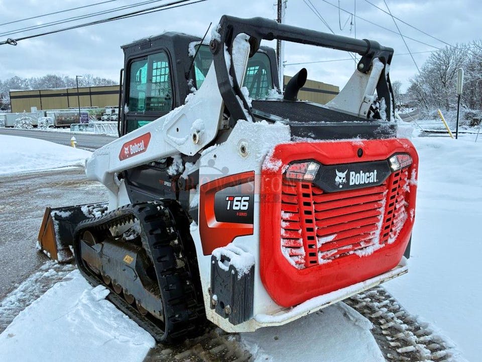 Bobcat T66