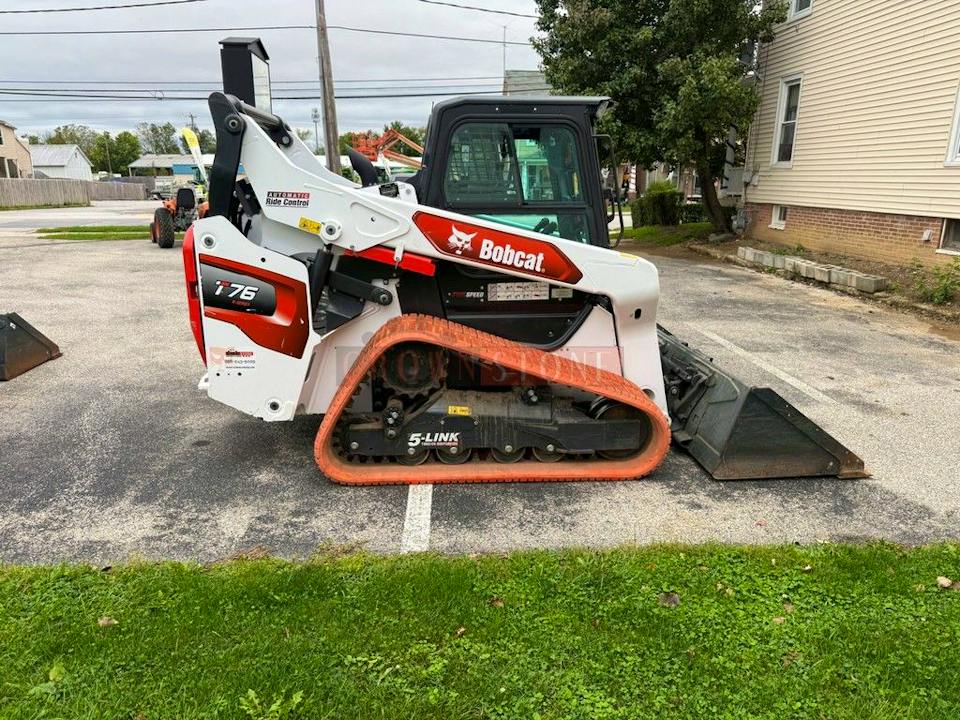Bobcat T76