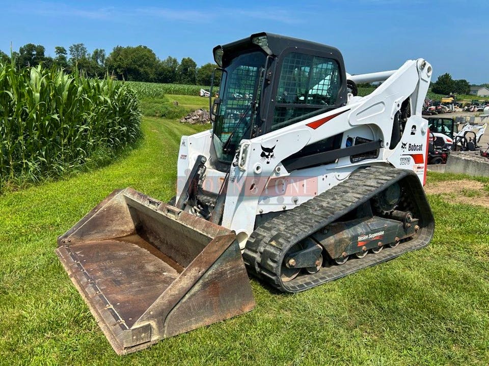 Bobcat T870