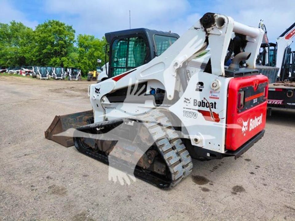 Bobcat T870