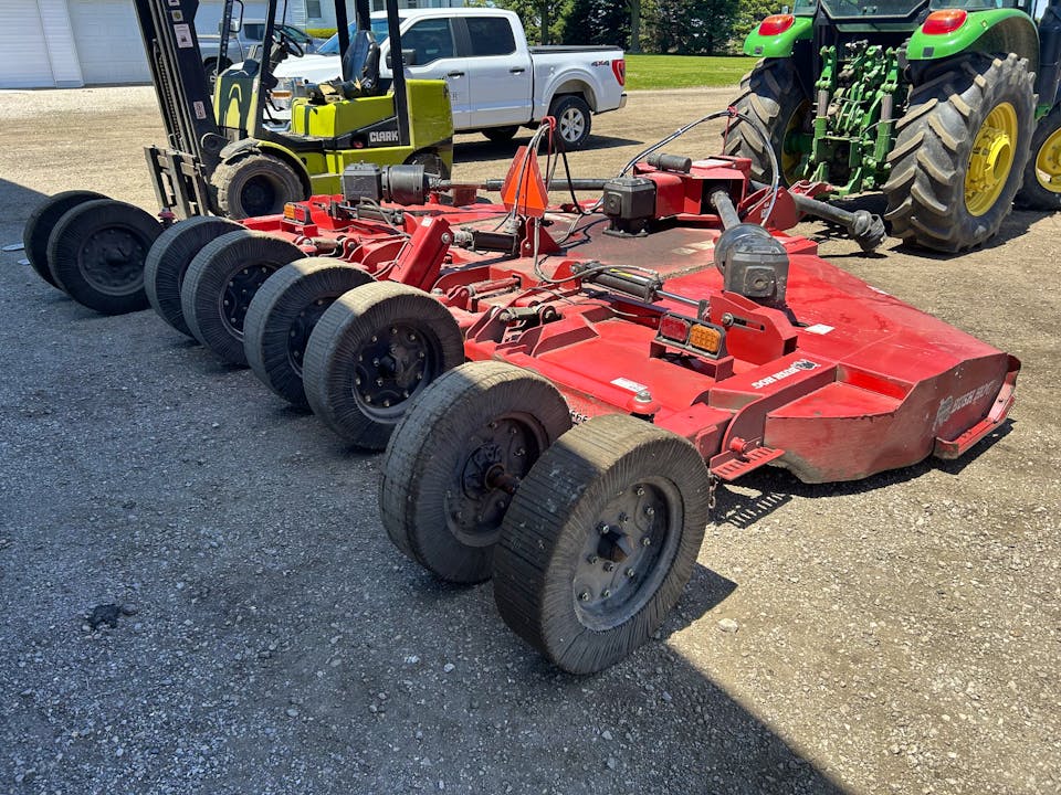 Bush Hog 2815R4