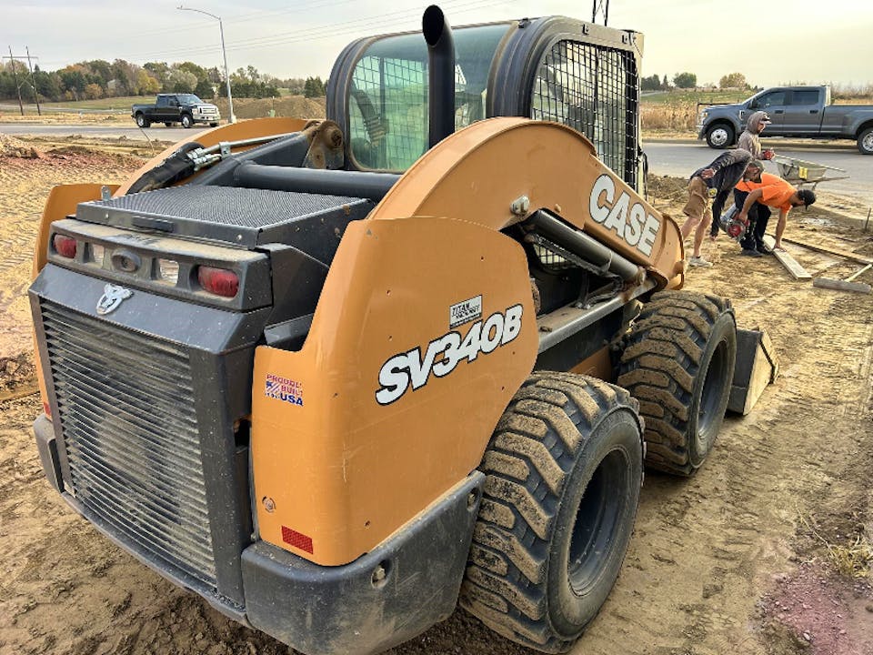Case SV340B