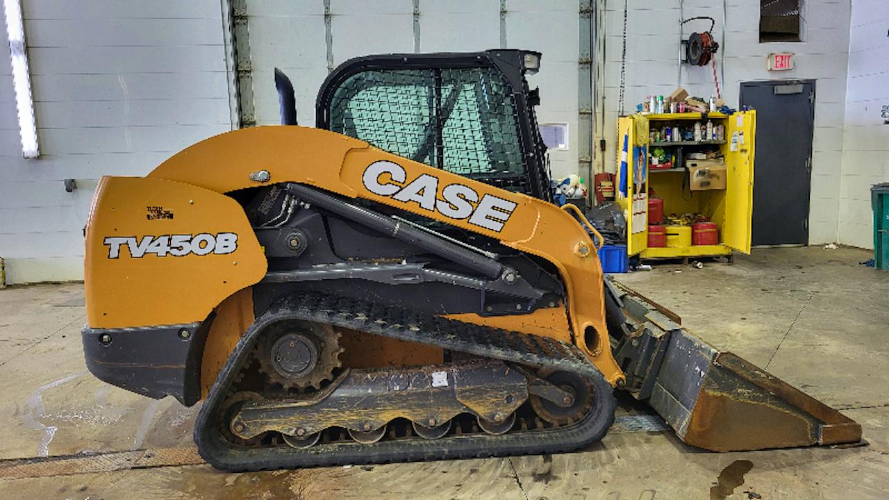 Case TV450B