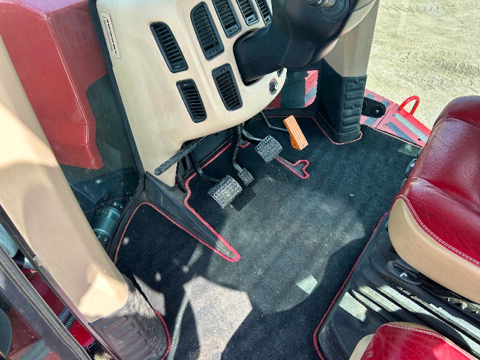 CASE IH 620 QUAD TRAC