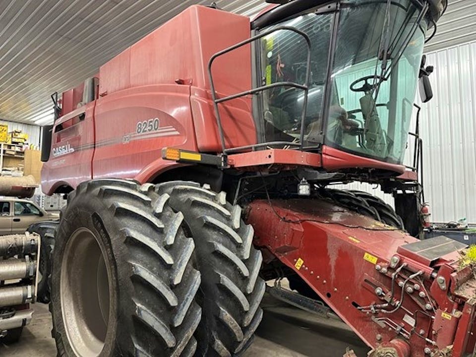 CASE IH 8250