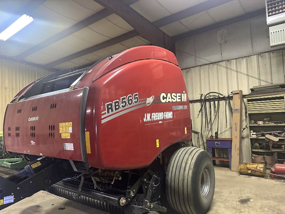 CASE IH RB565