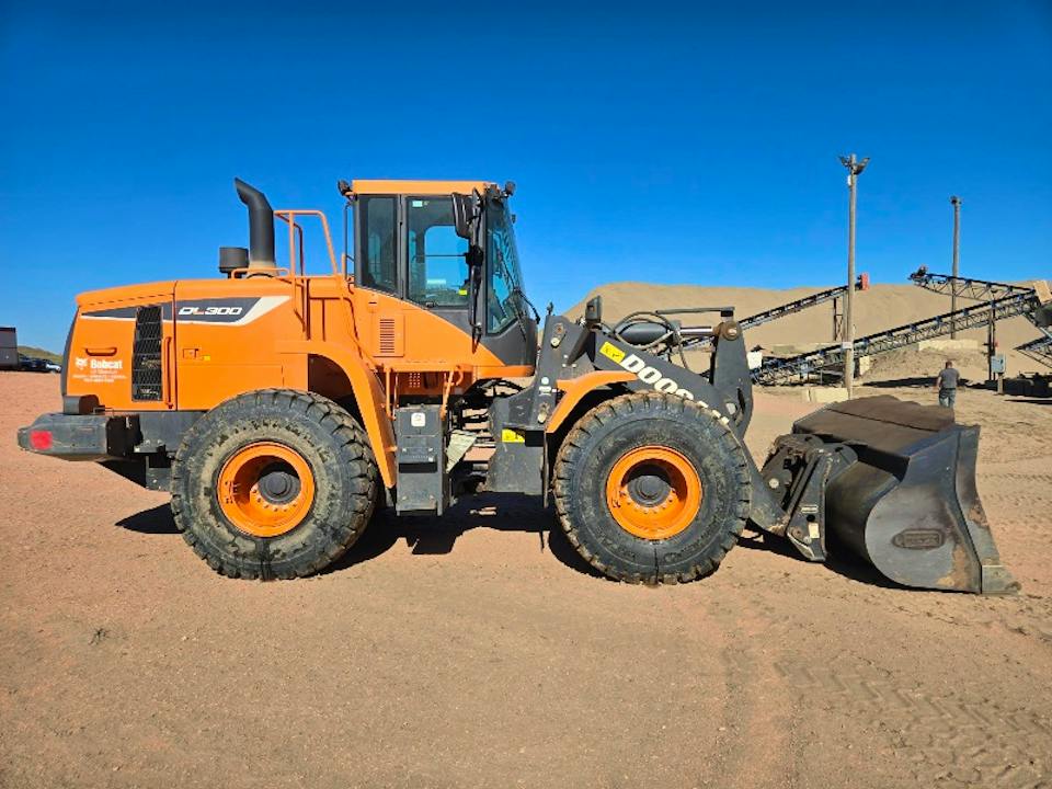 Doosan DL300-5