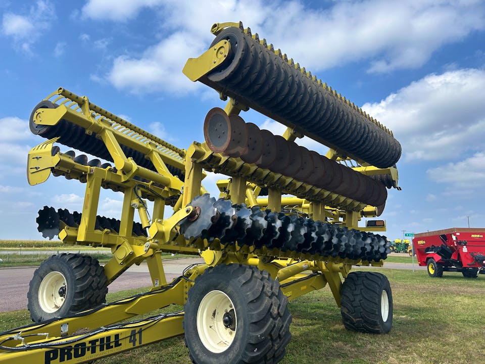 Degelman PRO-TILL 41