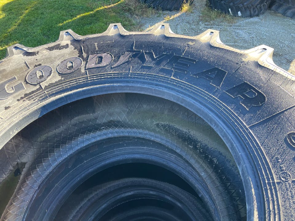 Goodyear Optitrac 650/85R38