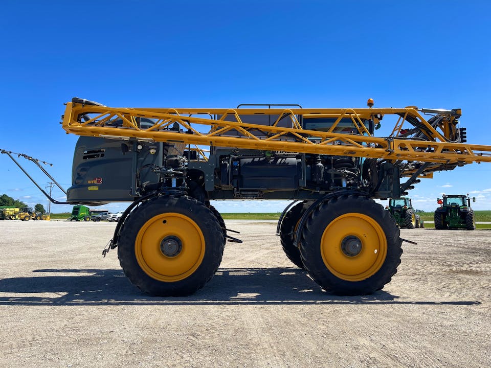 Hagie STS12