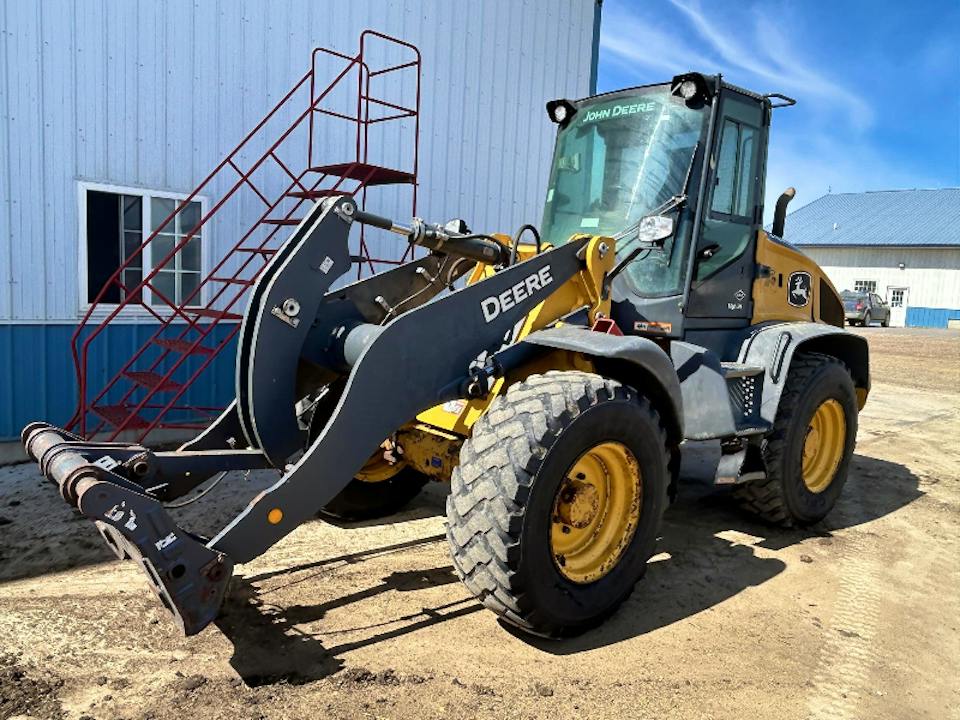 John Deere 344L