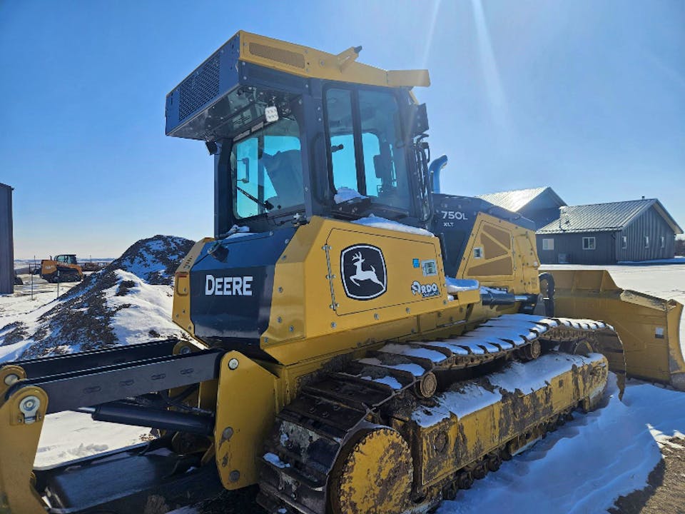 John Deere 750L XLT DOZER