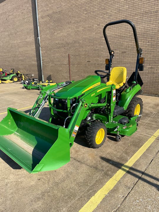 John Deere 1023E