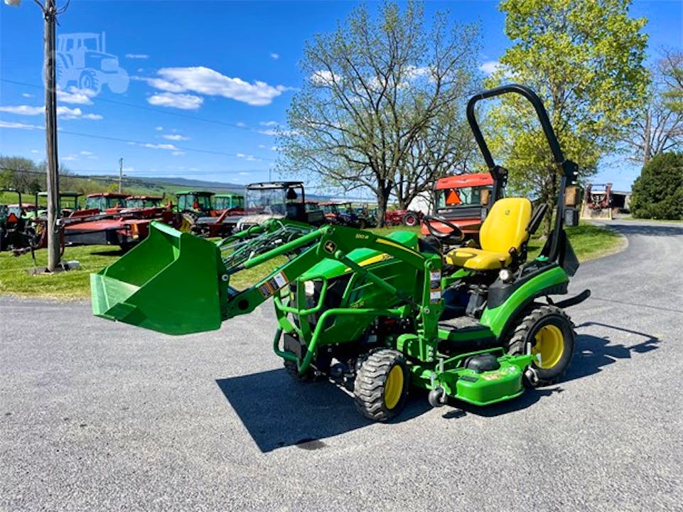 John Deere 1025R